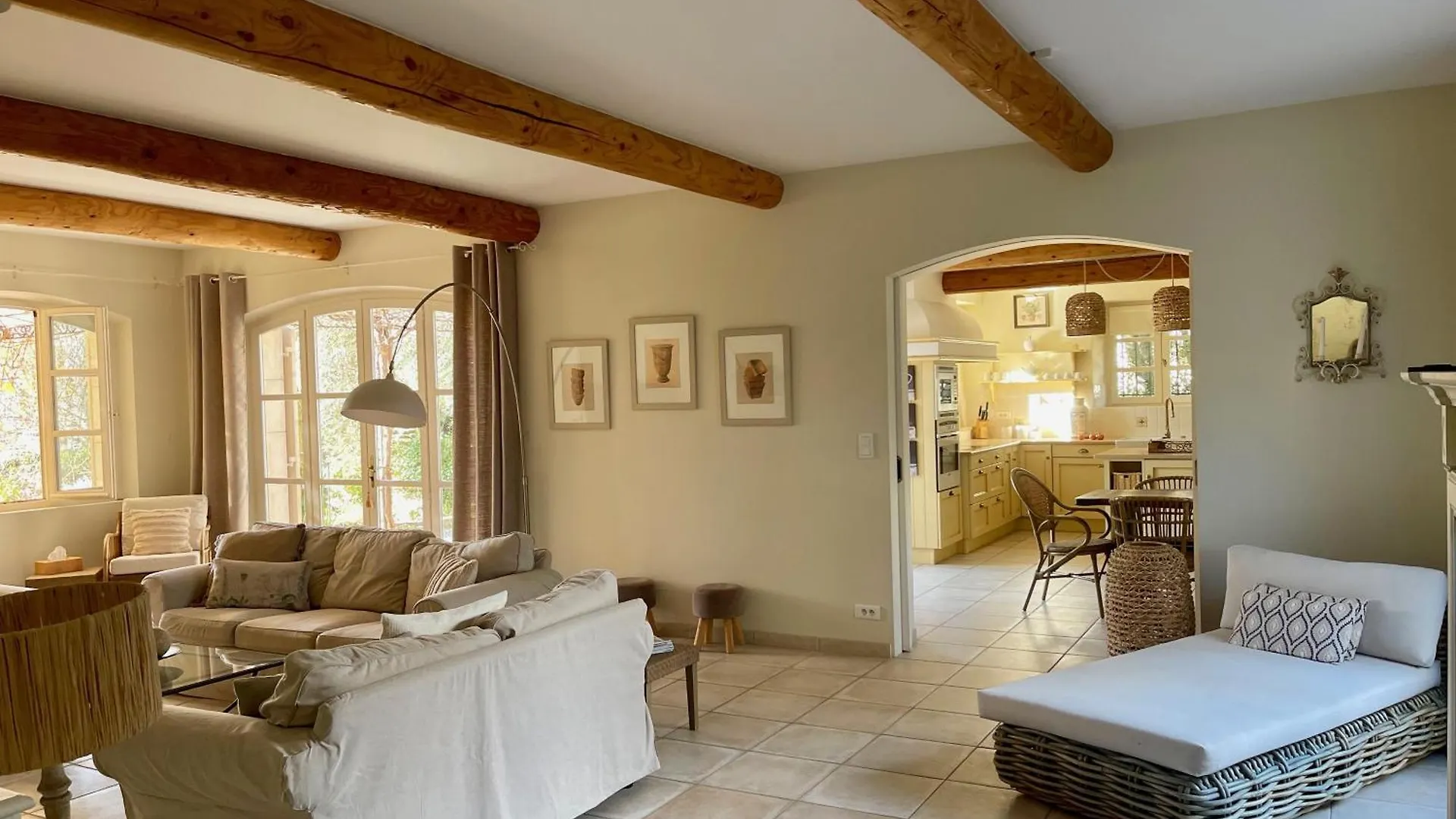 La Villa Baronnette Cabrieres-d'Avignon 0*,