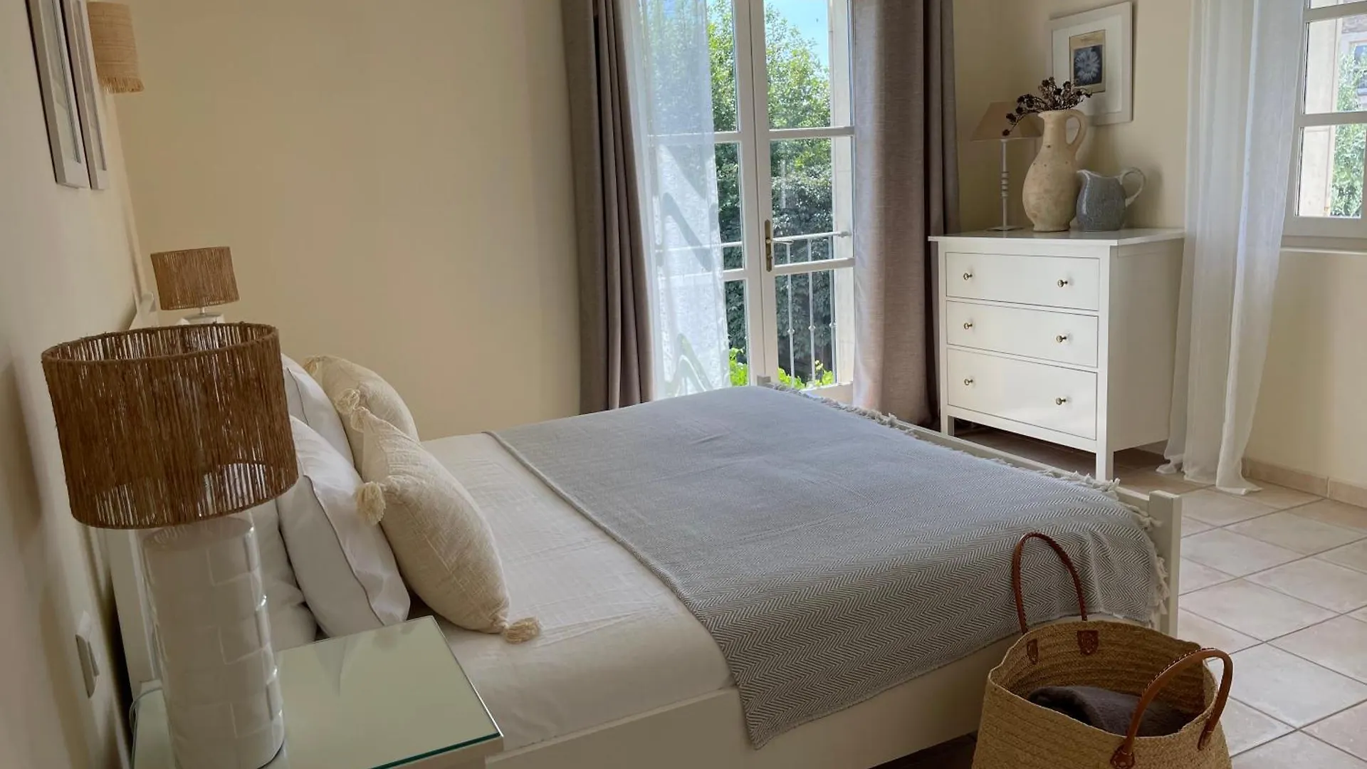 La Villa Baronnette Cabrieres-d'Avignon 0*,